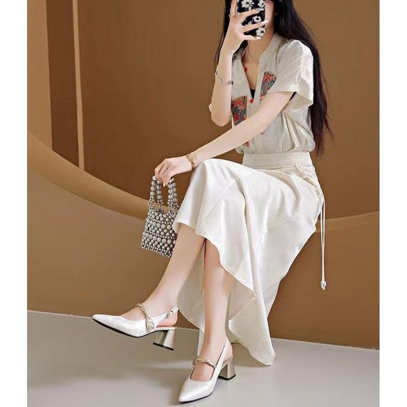 2026 صنادل نسائية أنيقة بمقدمة - مراجعة Vintage Fashion Dress وسعره